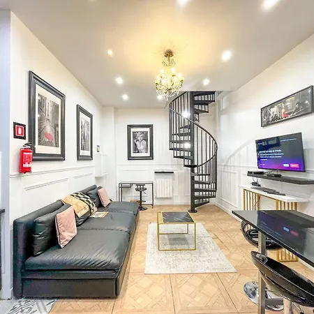 Urbanflat 55 - Iconic Flat In Parisian Historic Passage Parijs
