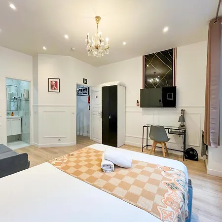 Urbanflat 55 - Iconic Flat In Parisian Historic Passage * Париж