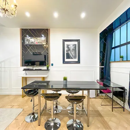 Urbanflat 55 - Iconic Flat In Parisian Historic Passage * Parijs